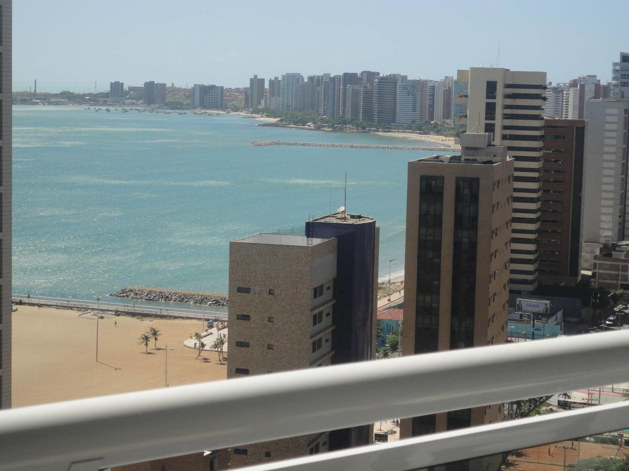 Vip Beira Mar Residence Fortaleza  Exterior photo